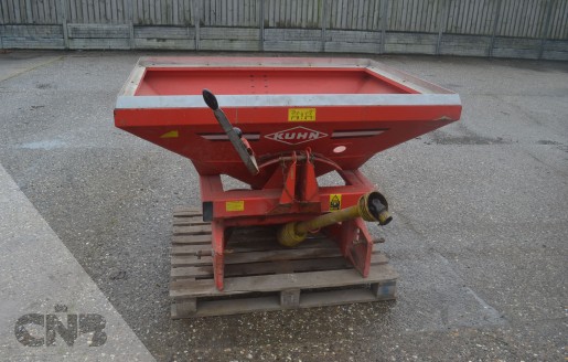 Foto van Kunstmeststrooier-Kuhn